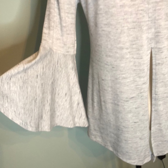 Split Back Top - Picture 3 of 9